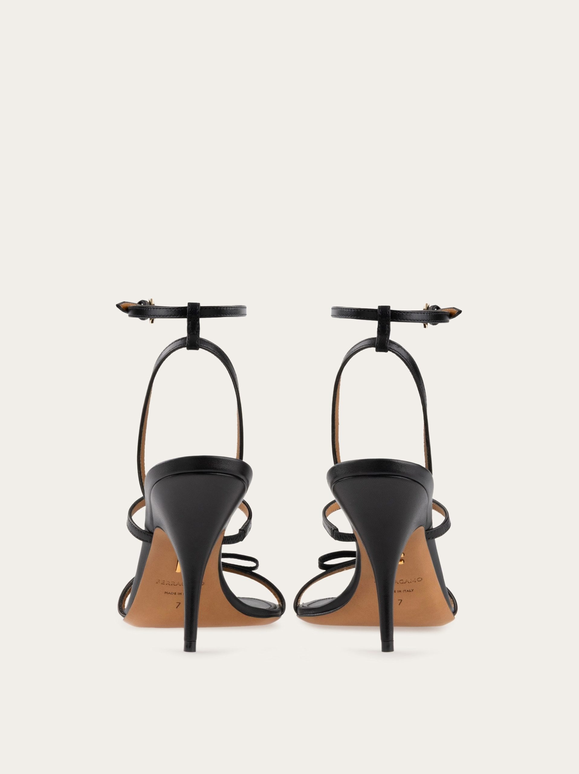 Ferragamo Strappy sandal with mini bow - Image 5